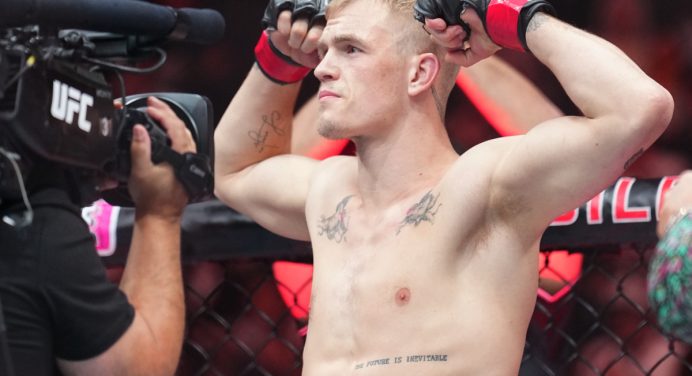 Ian Garry comemora vitória contra Michael Page e projeta “futuro lindo” no UFC