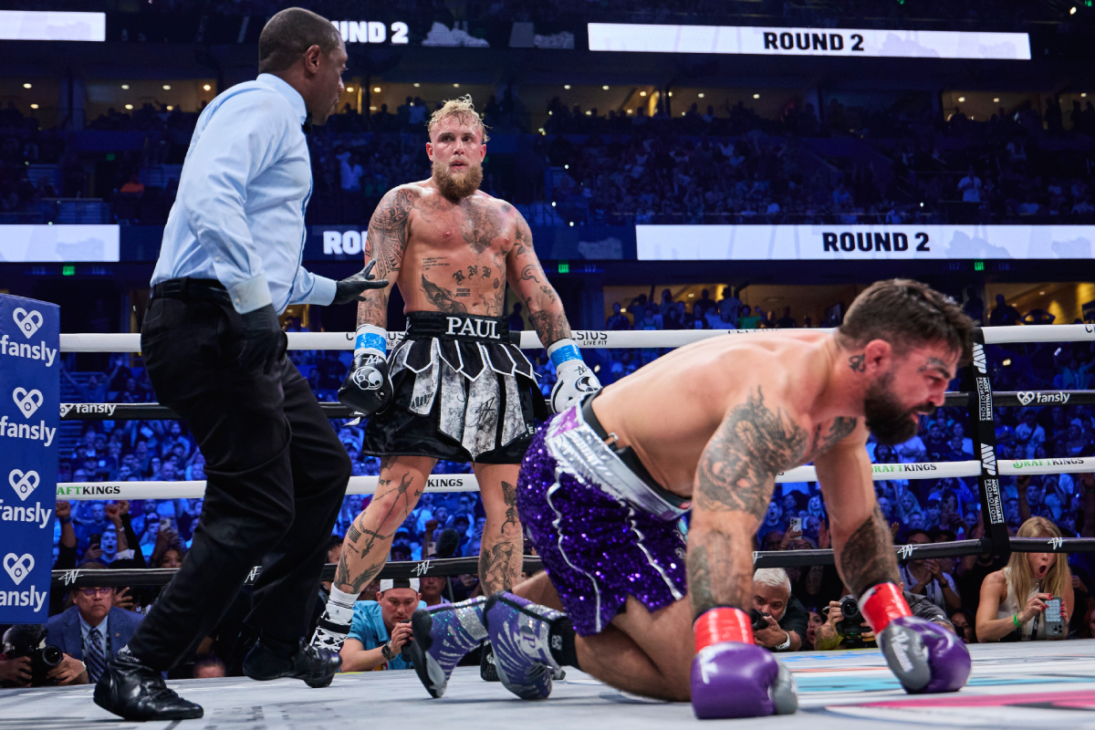 Jake Paul venceu Mike Perry em luta de boxe