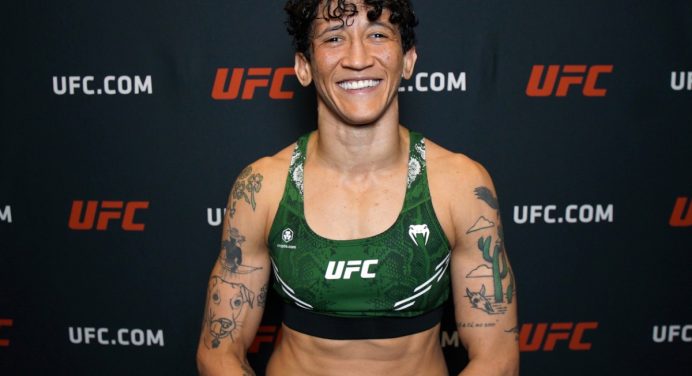 Virna Jandiroba reflete sobre chance de disputar cinturão do UFC: “Promessa”