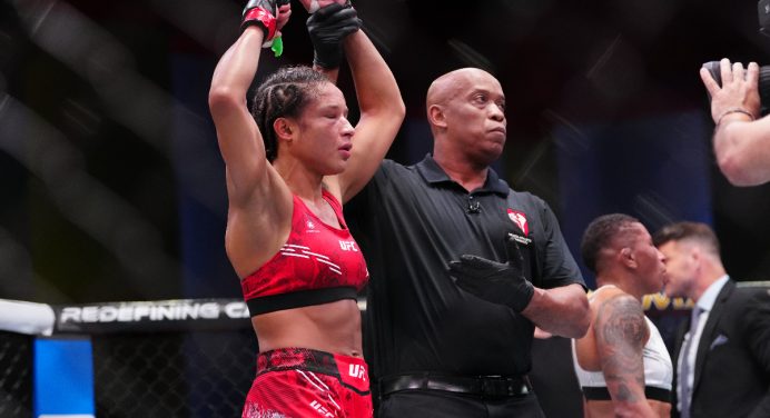 Jacqueline Cavalcanti vence Josiane Nunes em duelo 100% brasileiro no UFC Vegas 96
