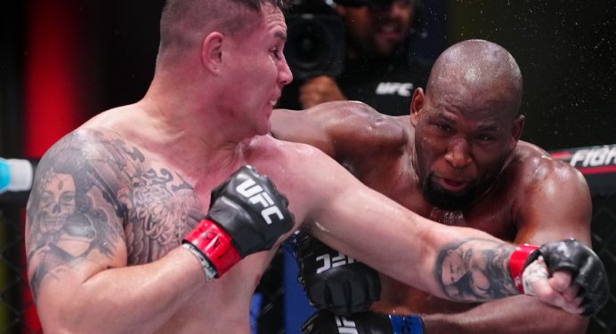 Lutador do UFC, Jhonata Diniz sugere inclusão do MMA nas Olimpíadas