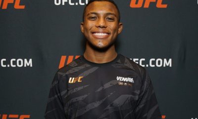 Mairon Santos sorri para foto durante entrevista antes do UFC Vegas 96