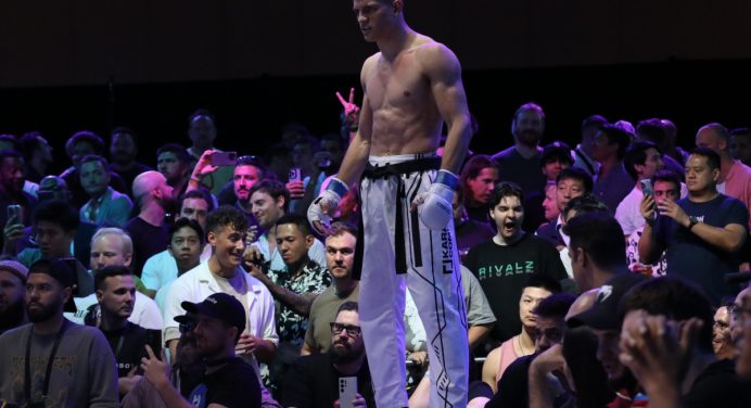 ‘Dragão Branco’ brasileiro perde disputa por título interino do Karate Combat
