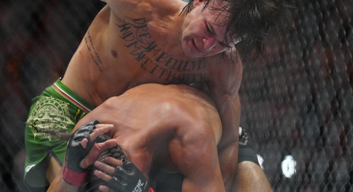 Diego Lopes domina Brian Ortega e coroa noite perfeita do Brasil no Noche UFC