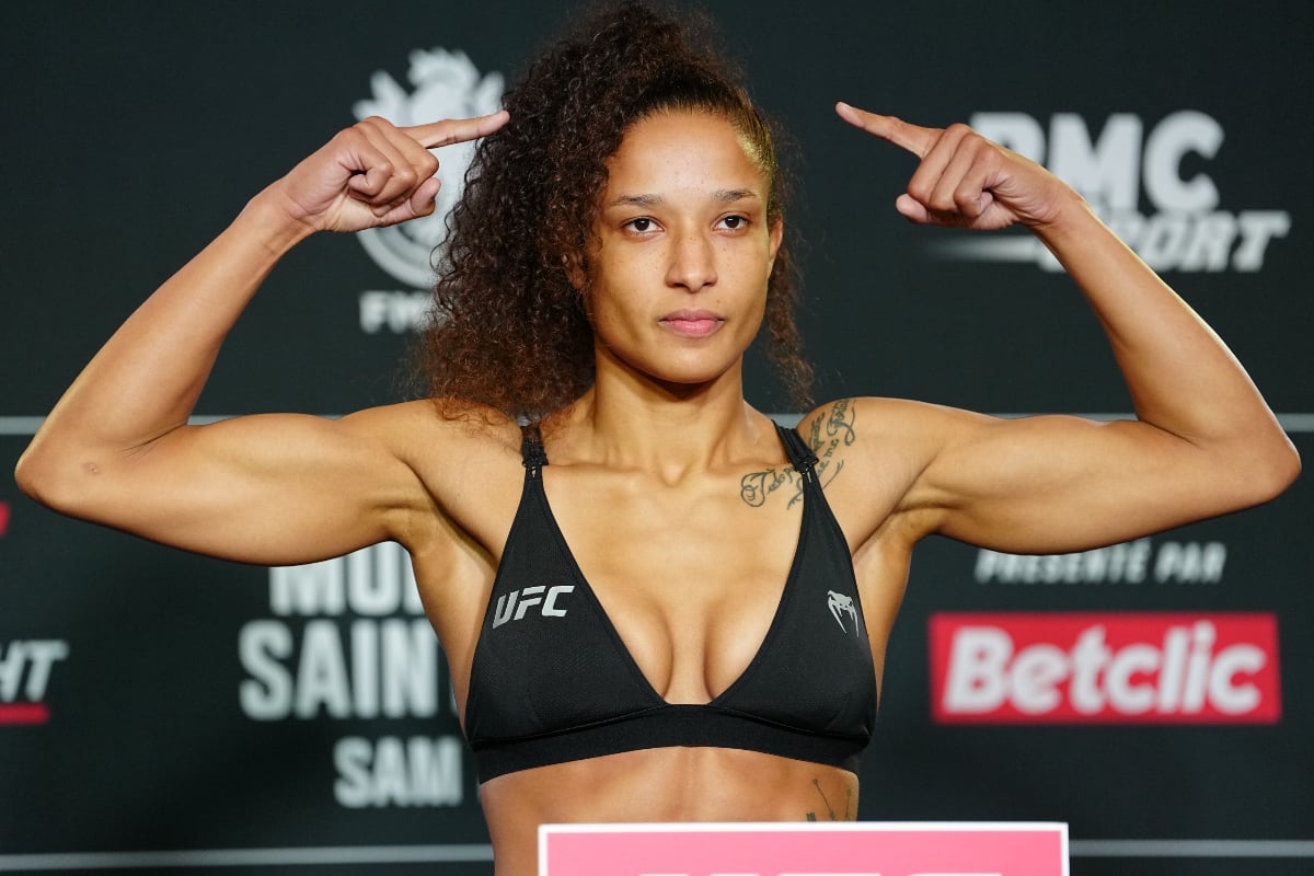 Jacqueline Cavalcanti vence a balança no UFC Paris