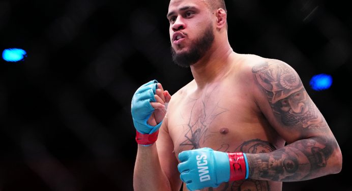 Recém-contratado, Xicão manda recado para rivais no UFC: “Cheguei para causar terror”