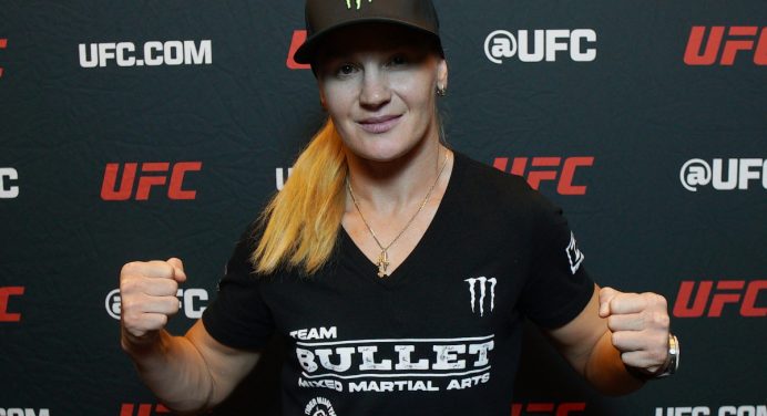 Valentina Shevchenko atrela trilogia com Alexa Grasso no Noche UFC a ‘erro’ de arbitragem