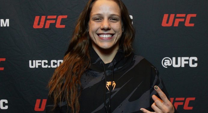 Julia Polastri promete invocar a Psycho para vencer a primeira no UFC