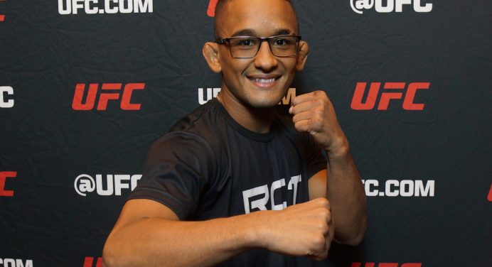 Inspirado em Pantoja, estreante Lucas Fenômeno traça plano para chegar no topo do UFC