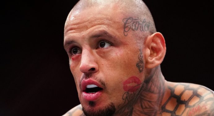 Lutador do UFC revela como usou prisão como motivação para mudar de vida