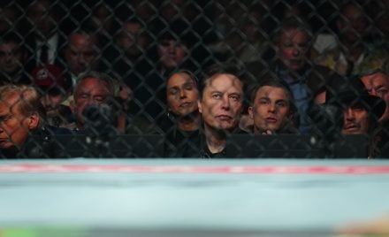 Donald Trump (à esquerda) e Elon Musk marcaram presença no UFC 309.