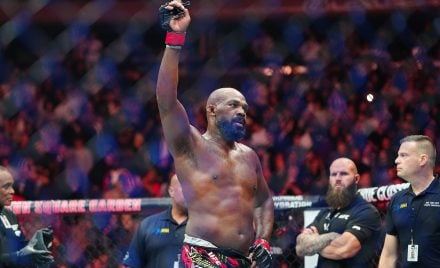 Jon Jones venceu Stipe Miocic na luta principal do UFC 309.