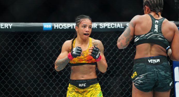 Viviane Araújo exalta vitória contra Karine Killer no UFC 309: “Quebramos a banca”