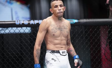 Carlos Prates prestes a competir no UFC Vegas 86