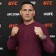 Chris Weidman posa para foto durante entrevista com a Ag Fight antes do UFC 309