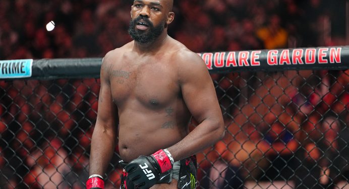 Jon Jones escolhe Alex Poatan como próximo rival: “É o que eu quero”