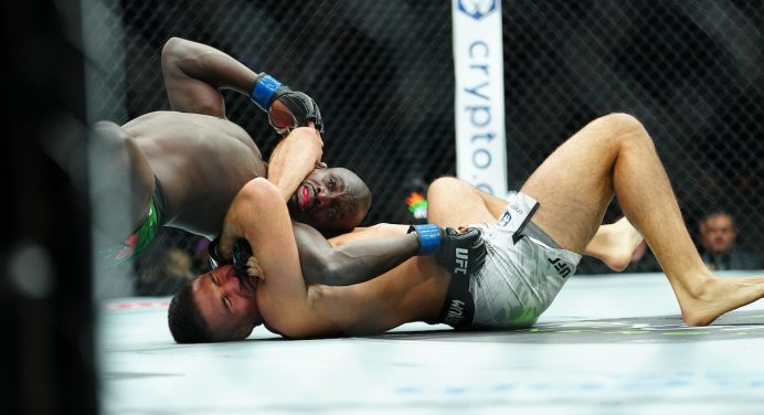 Vicente Luque credita finalização no UFC 310 a aquecimento com Gregory Robocop