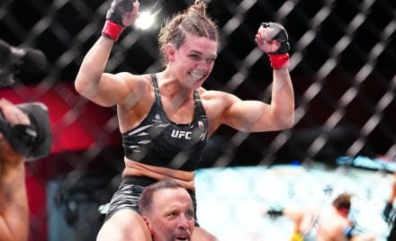 Mackenzie Dern celebra vitória no UFC Vegas 101