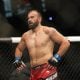 Azamat Murzakanov em ação pelo UFC