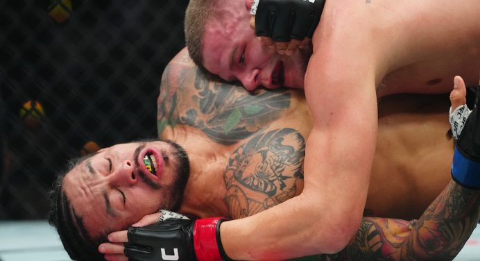 Em seu aniversário, Diego Ferreira sofre derrota para rival americano no UFC 311