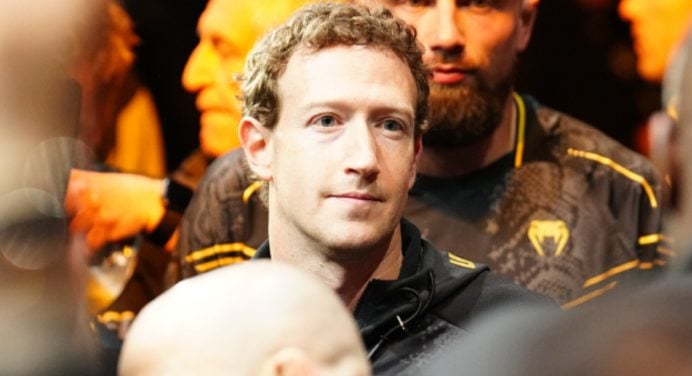Mark Zuckerberg leva tapa na cara de ex-campeão do UFC durante sparring; veja