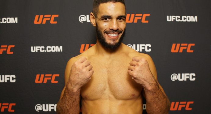 Gabriel Marretinha mira rival ranqueado após vitória no UFC Vegas 102