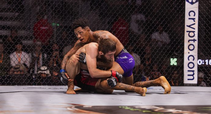 Vinicius Lok Dog supera lesão e vence russo no UFC Arábia Saudita