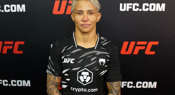 Amanda Lemos elege rival que pode garantir nova disputa de título do UFC