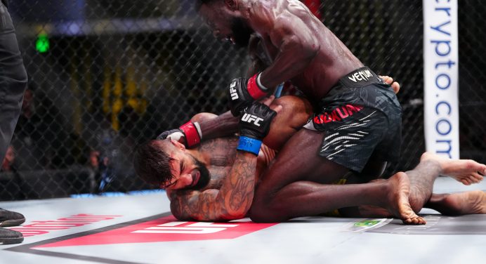 Elizeu Capoeira é nocauteado por Chidi Njokuani no ‘co-main event’ do UFC Vegas 104