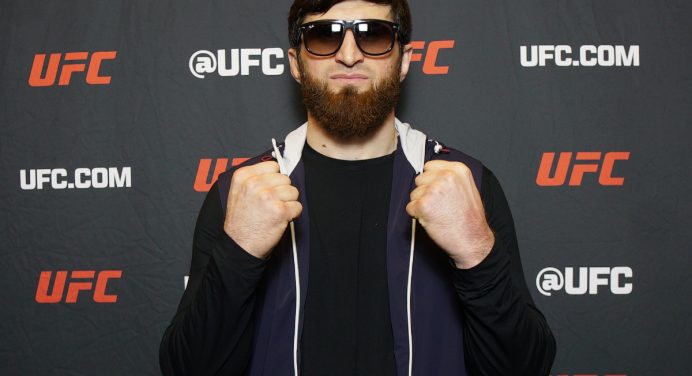 E o Ramadã? Ankalaev admite pausa em jejum às vésperas do UFC 313: “Preciso beber água”