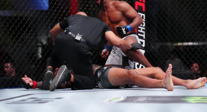 Estreia de gala! Gigante português aplica nocaute fulminante no UFC Vegas 103; veja