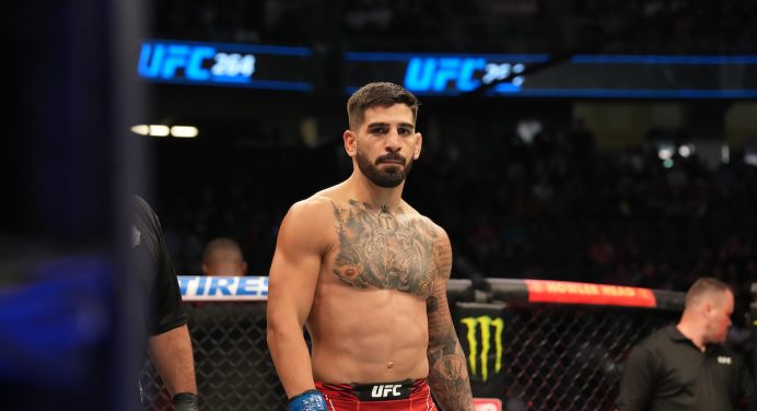 Topuria aconselha Merab Dvalishvili a subir de peso e aposta em vitória sobre Volkanovski