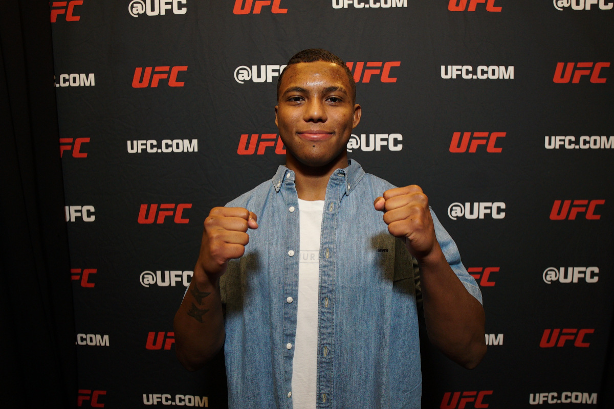 Mairon Santos durante o Media Day do UFC Vegas 106