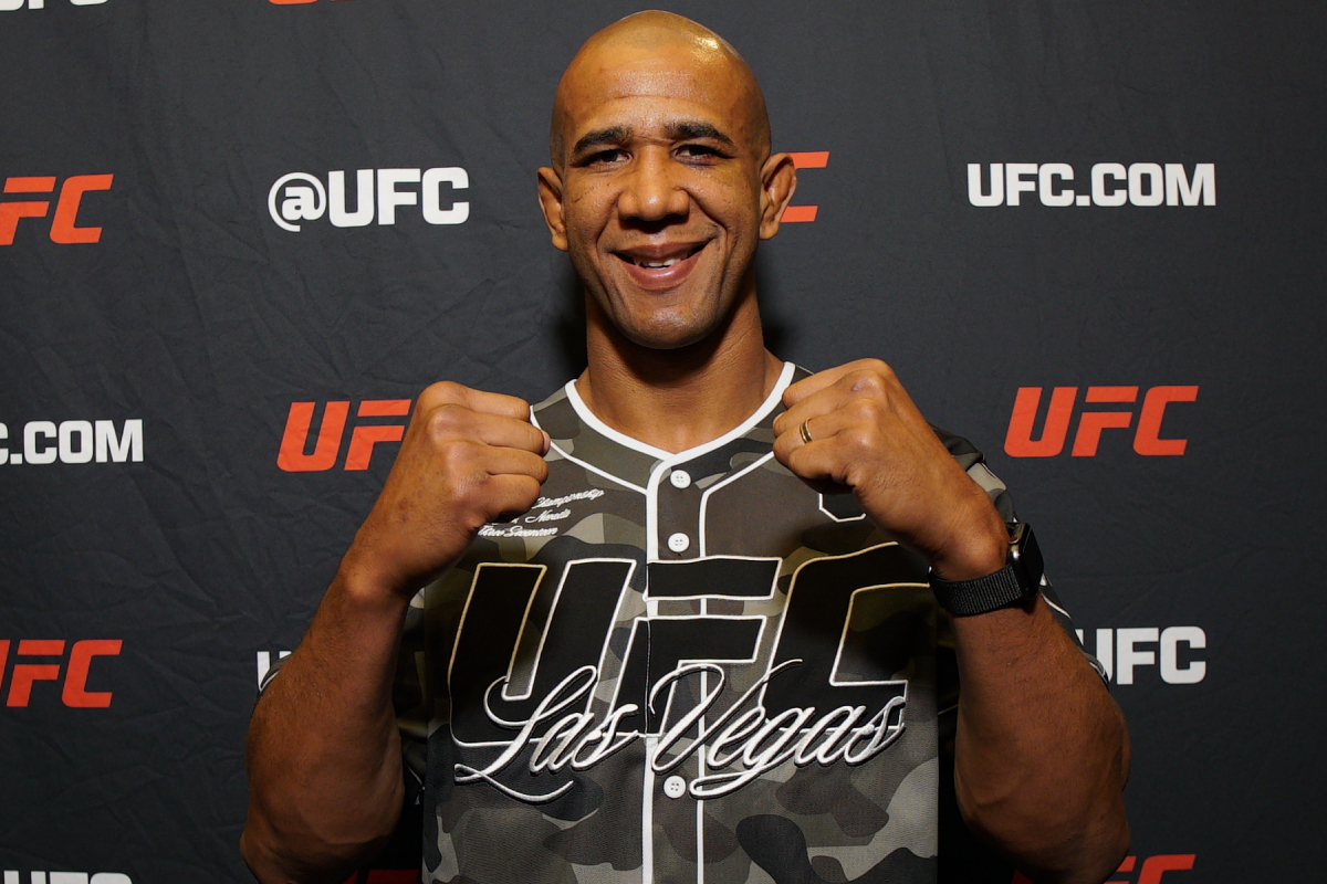 Gregory Robocop encara Jack Hermansson no UFC 317