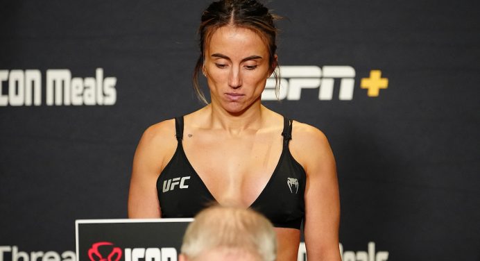 Luta principal do UFC Vegas 107 foi cancelada por convulsão em Maycee Barber, alega rival