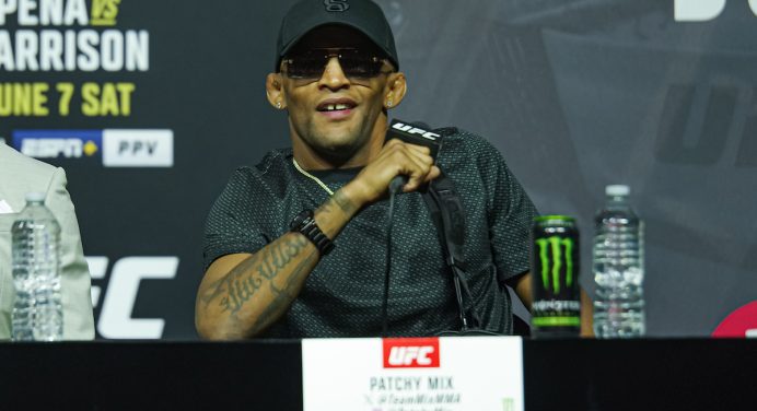 Recém-chegado ao UFC, Patchy Mix provoca Dvalishvili e mira topo do peso-galo