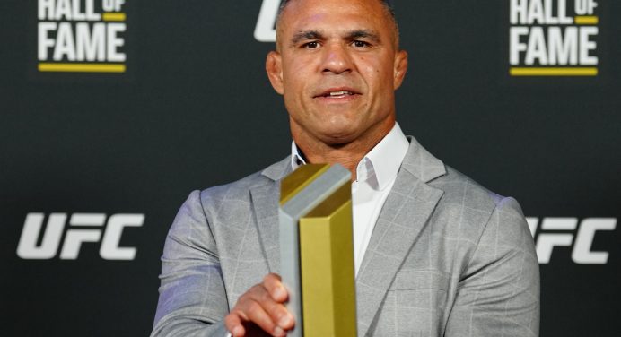 Belfort, Do Bronx e mais! Brasileiros brilham em cerimônia do Hall da Fama do UFC