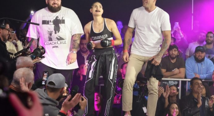 Irmã de Alex Poatan, Aline Pereira disputa cinturão vago no Karate Combat