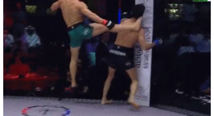 PFL MENA: Lutador acerta chute voador e vence com nocaute espetacular; veja