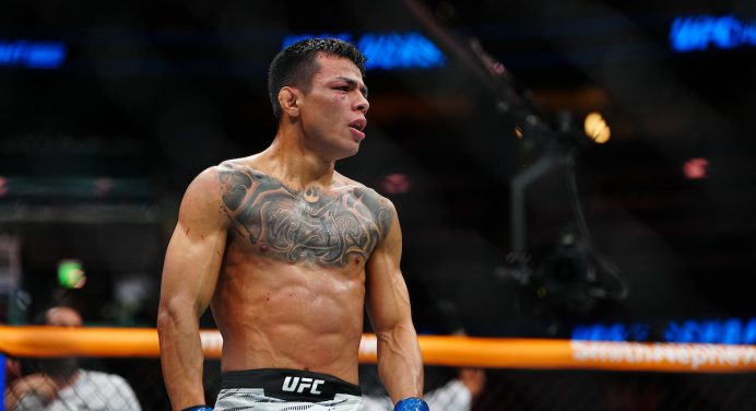 Parceiro de Charles Do Bronx é dominado por Asu Almabayev e perde a 2ª no UFC