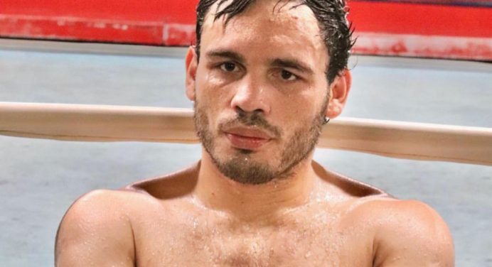 Ex-campeão mundial, boxeador mexicano é detido nos EUA e aguarda deportação