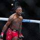 Lerone Murphy comemora sua vitória por nocaute sobre Aaron Pico no UFC 319