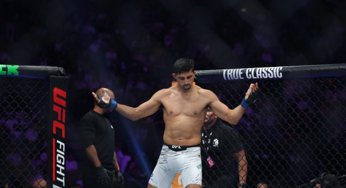 Único brasileiro a vencer no UFC Paris recebe bônus de R$ 270 mil