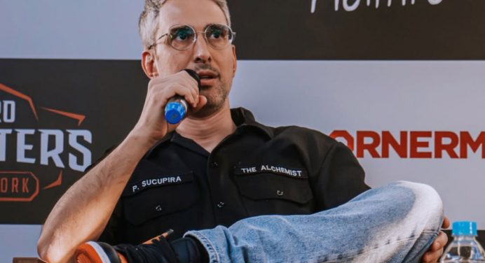 Pablo Sucupira celebra treinadores brasileiros e destaca legado de Parrumpinha e Diego Lima