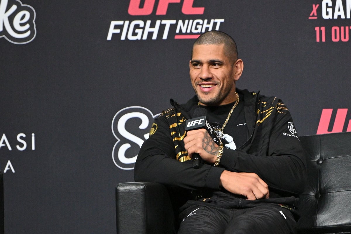 Alex Poatan durante o Q&A do UFC Rio