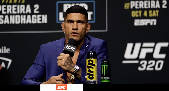 Joaquin Buckley alega que Alex Poatan recusou enfrentá-lo no UFC