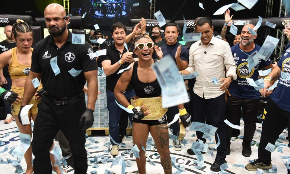 Leidiane Fernandes ganha o prêmio de R$ 500 mil no Jungle Fight