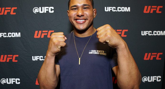UFC: Recém-contratado, Levi Rodrigues recebe suspensão após flagra em exame antidoping