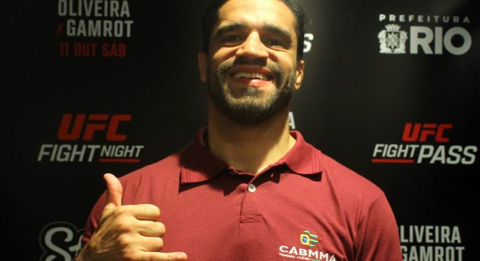 Dr casca-grossa! Ex-lutador, Thiago Tavares volta ao UFC no Rio como médico
