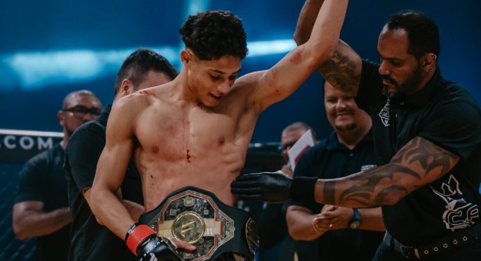 Prodígio! Aos 18 anos, Adriano Imperador conquista o cinturão peso-mosca do Future MMA
